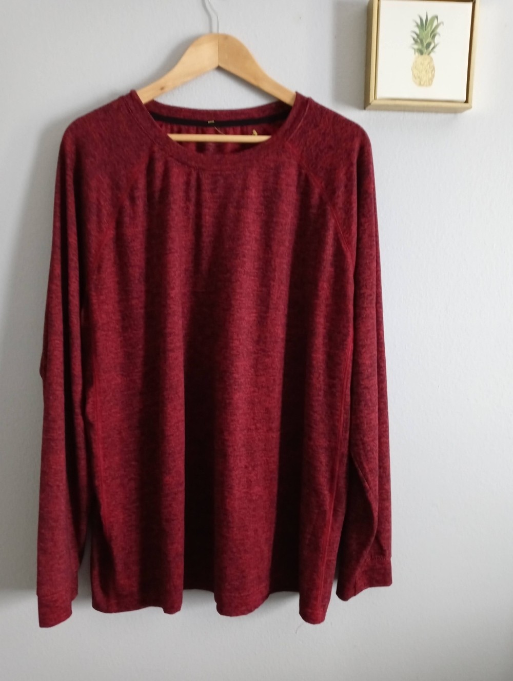 Shirt Men's Pro player  long sleeves  color burgundy size XL